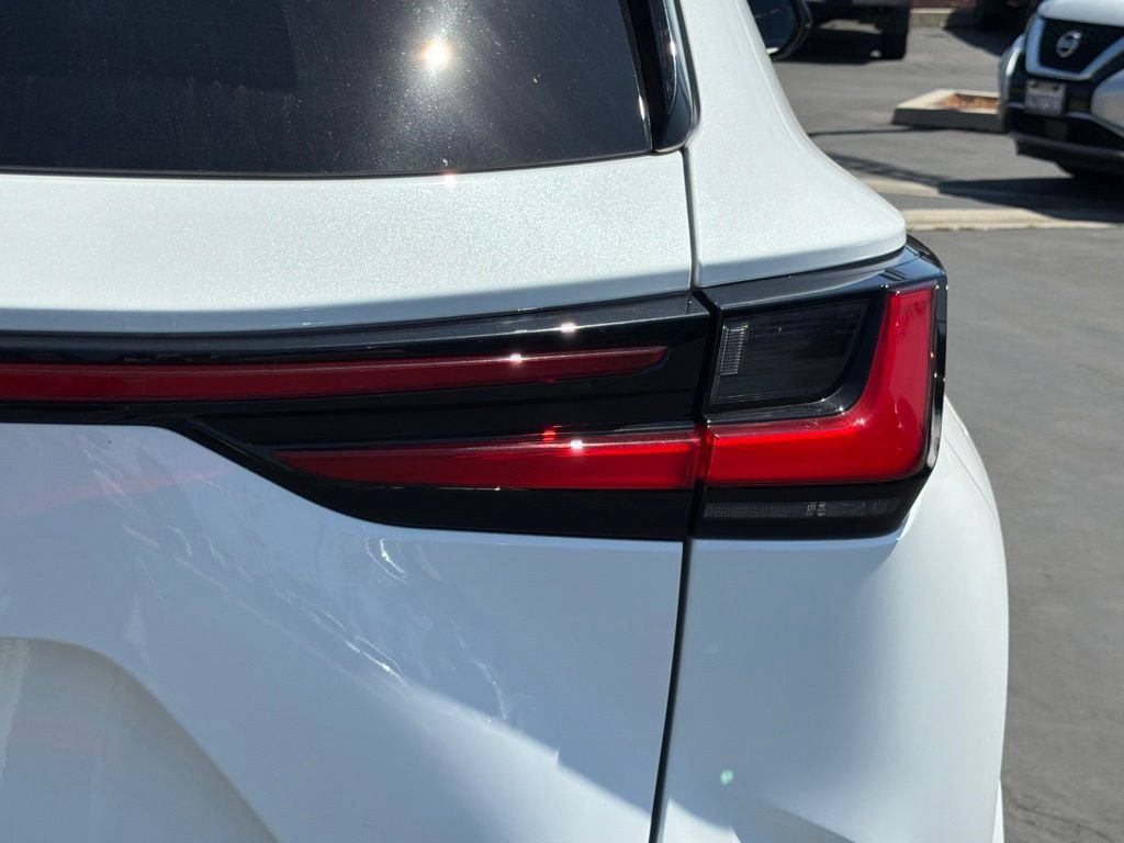 Used 2026 Lexus NX 450h+ F Sport w/ Accessory Package (K3) AWD/4WD image 15