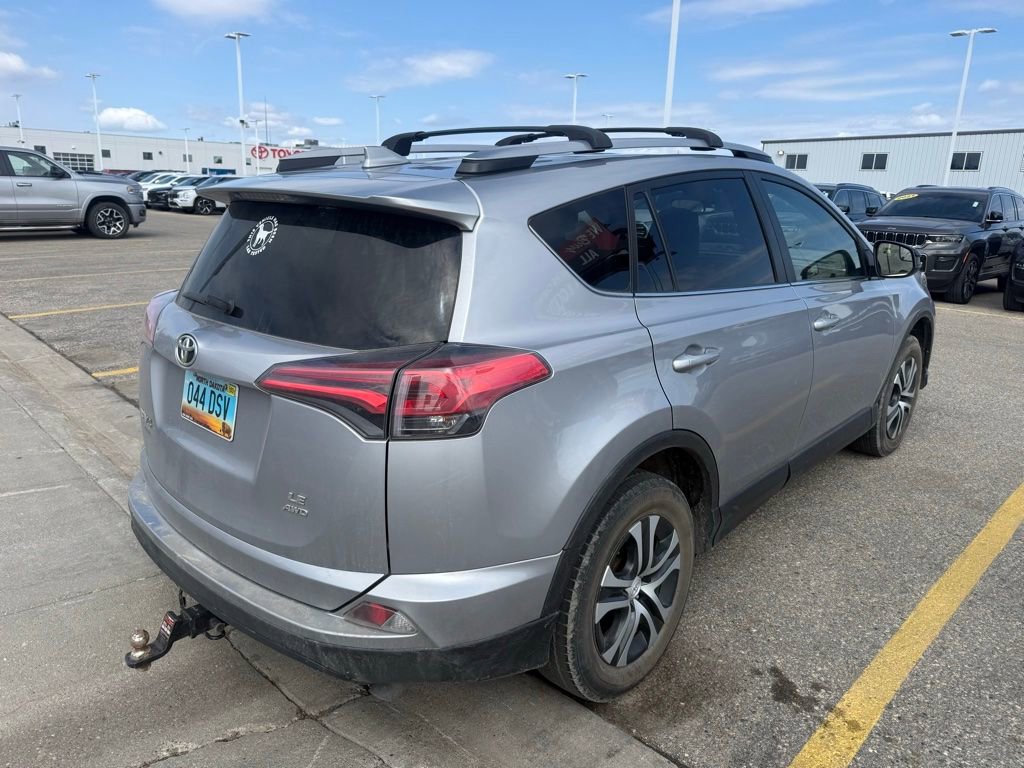 Used 2018 Toyota RAV4 LE w/ All Weather Liner Package AWD/4WD image 5