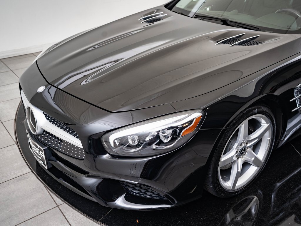 Used 2017 Mercedes-Benz SL 550 image 14