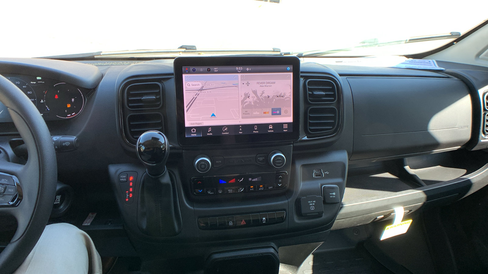 New 2026 RAM ProMaster 2500 w/ Premium Convenience Group FWD image 18