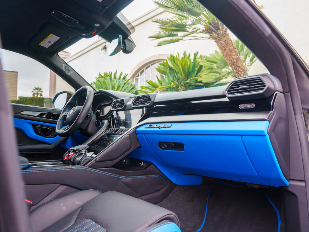 Used 2024 Lamborghini Urus S AWD/4WD image 27