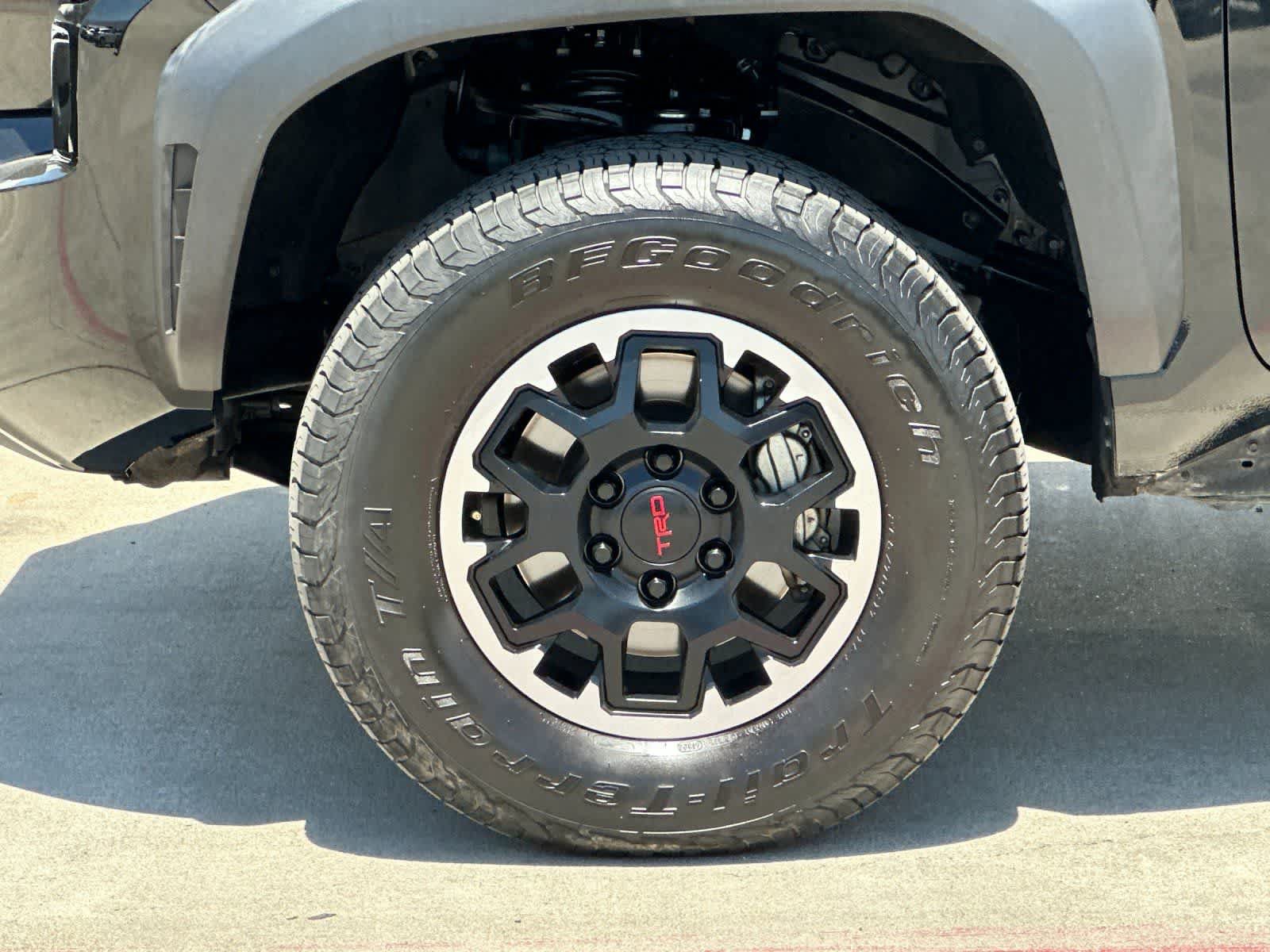 Used 2024 Toyota Tacoma TRD Off-Road AWD/4WD image 26