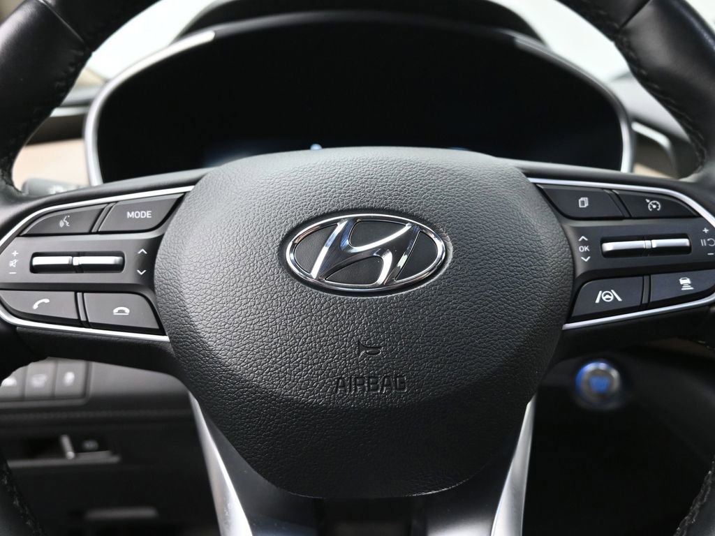 Used 2023 Hyundai Santa Fe Limited w/ Cargo Package image 18