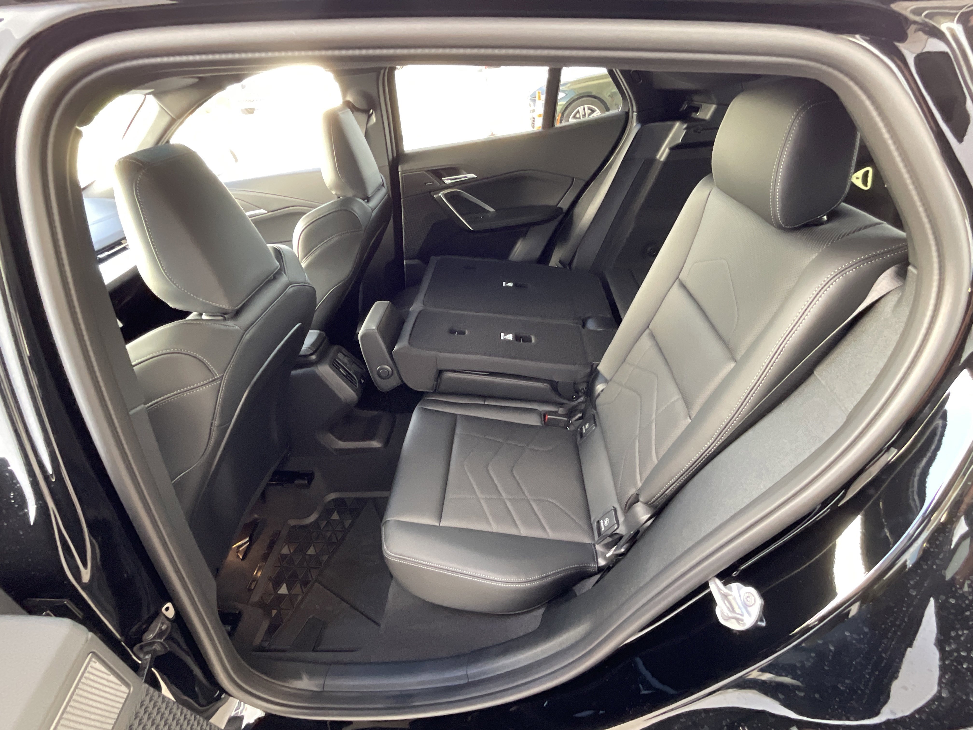 New 2026 BMW X2 xDrive28i w/ Convenience Package image 28