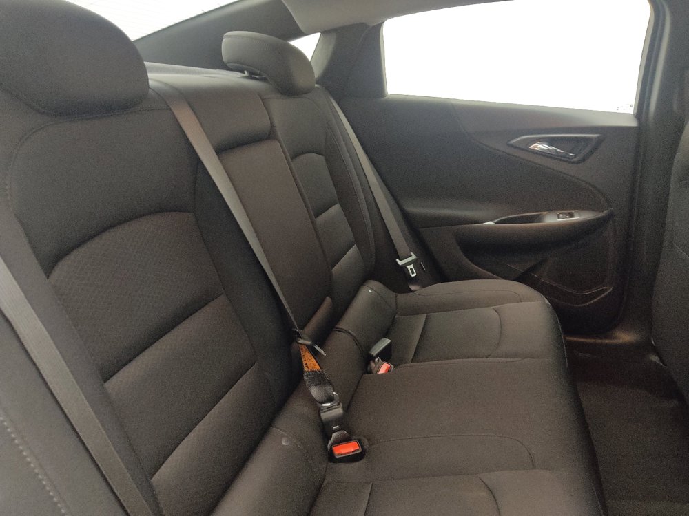 Used 2025 Chevrolet Malibu LT FWD image 19