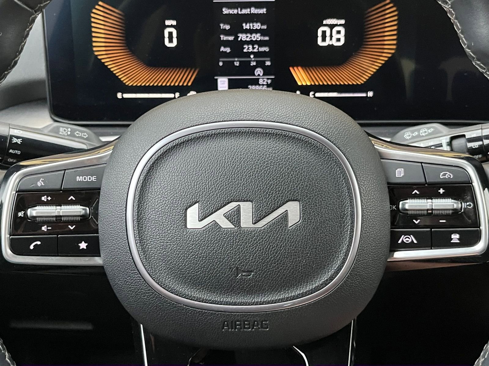 Used 2024 Kia Sorento S FWD image 30