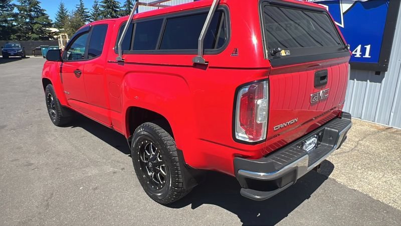 Used 2016 GMC Canyon W/T RWD image 14
