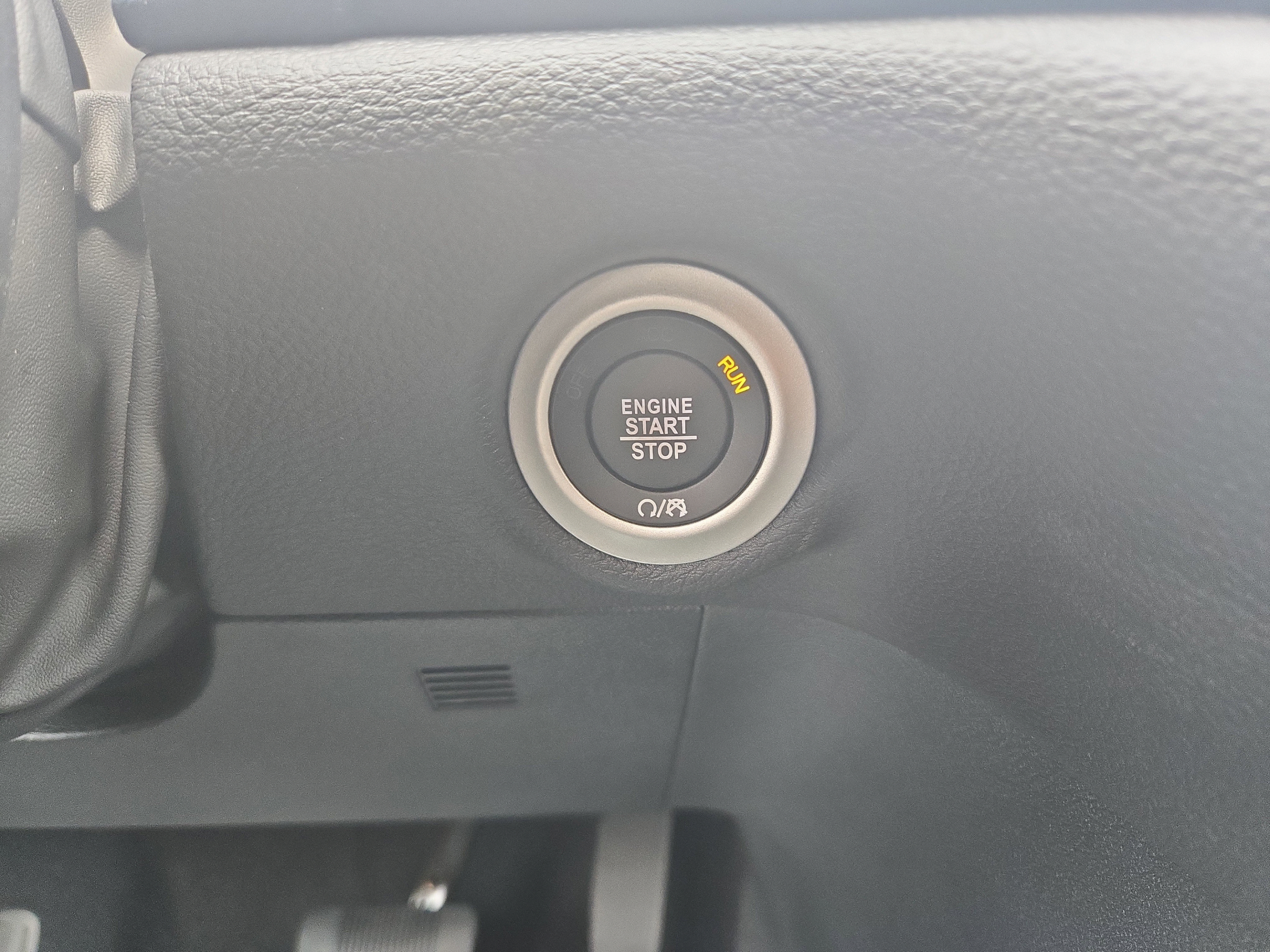 New 2026 Chrysler Pacifica Select w/ S Appearance Package FWD image 19