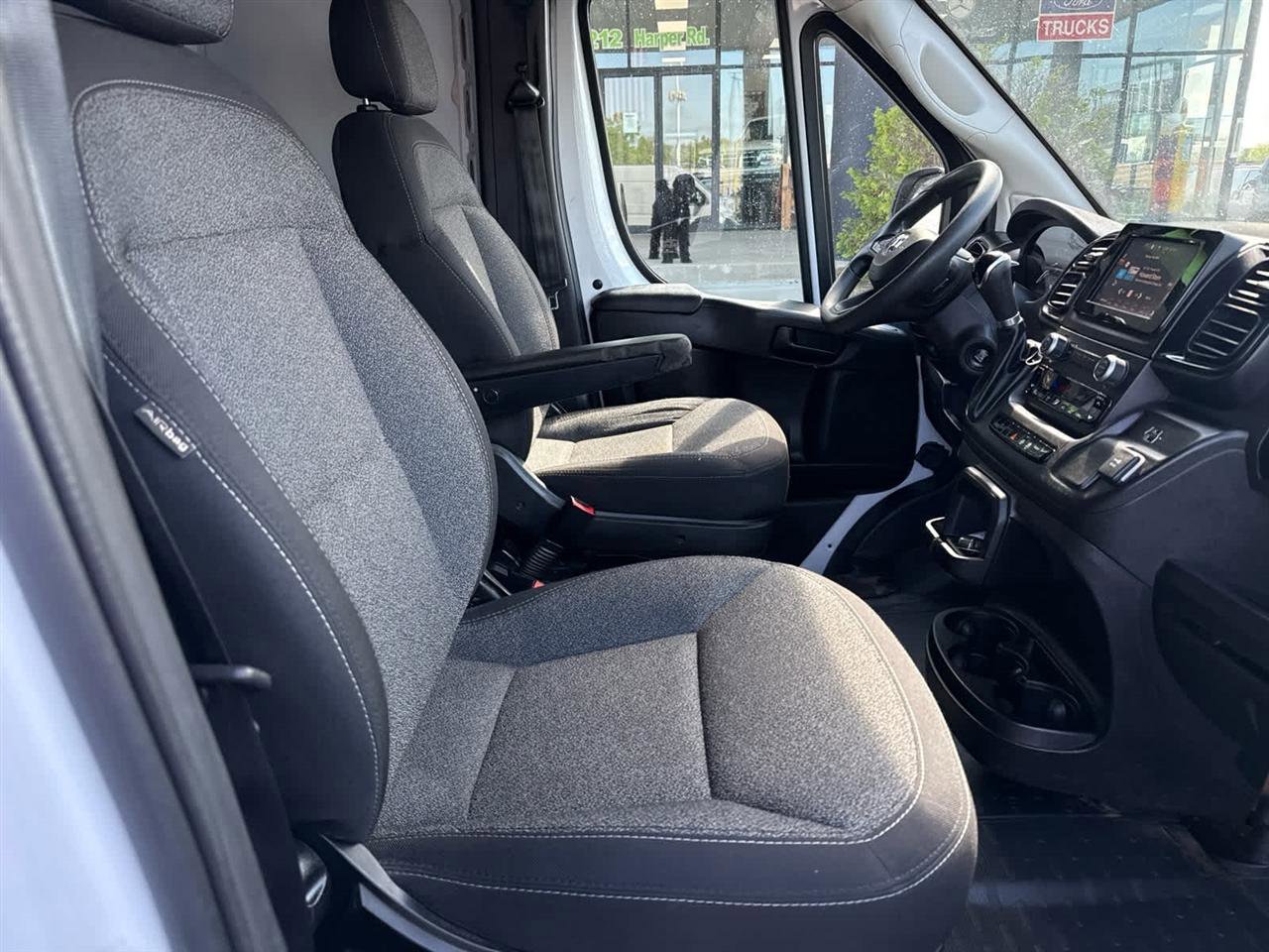 Used 2023 RAM ProMaster 2500 FWD image 21