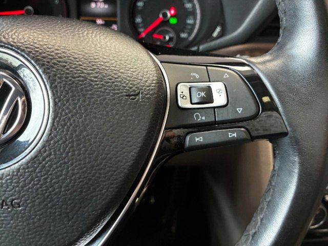 Used 2020 Volkswagen Passat 2.0T SEL image 23