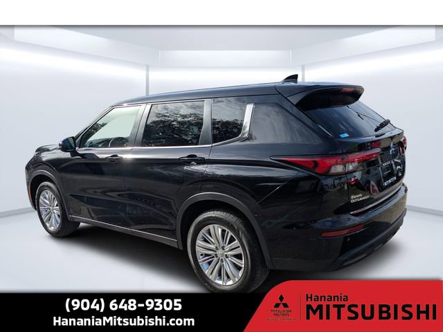 Used 2024 Mitsubishi Outlander ES image 5