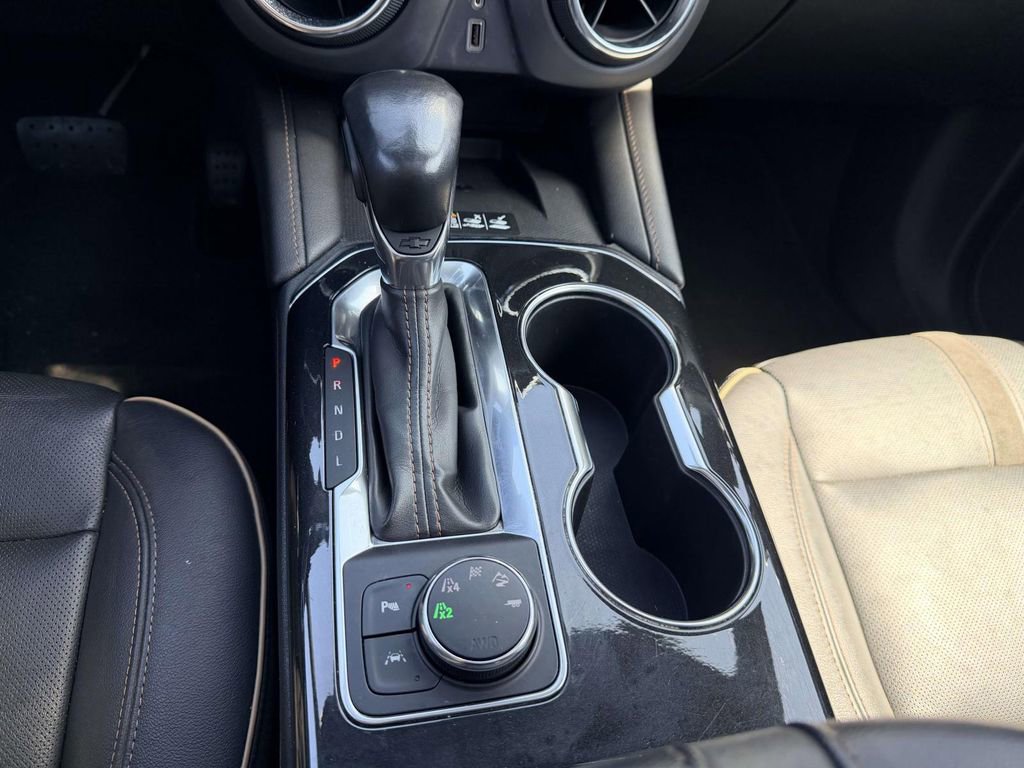 Used 2020 Chevrolet Blazer Premier w/ Driver Confidence II Package image 6