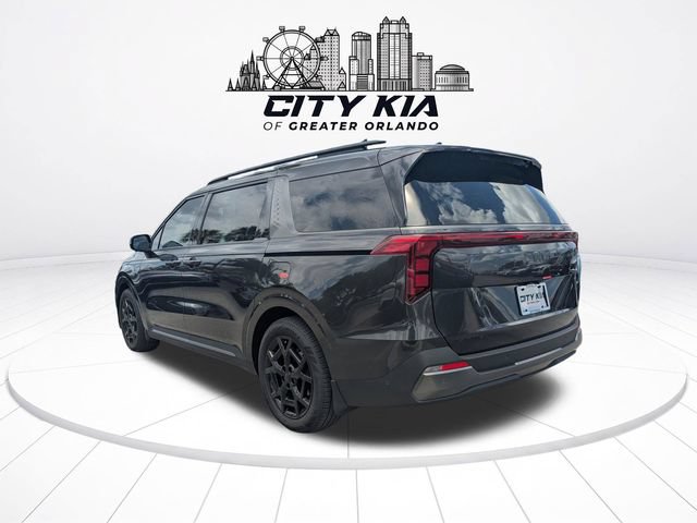 Certified 2026 Kia Carnival SX w/ SX Dark Edition Package FWD image 3