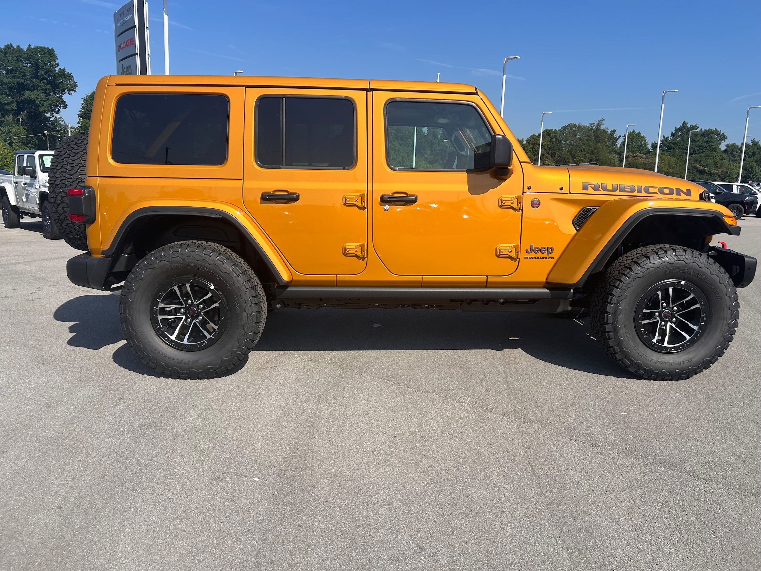 New 2026 Jeep Wrangler Unlimited Rubicon AWD/4WD image 2