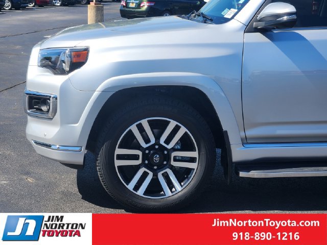 Used 2023 Toyota 4Runner Limited AWD/4WD image 10