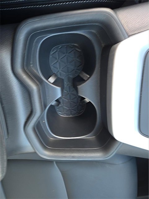 Used 2020 Toyota RAV4 XLE image 21