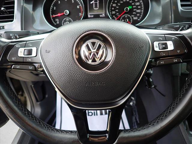 Used 2018 Volkswagen Golf S image 14