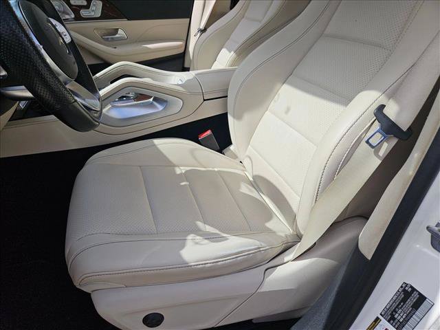 Used 2023 Mercedes-Benz GLS 450 4MATIC image 13