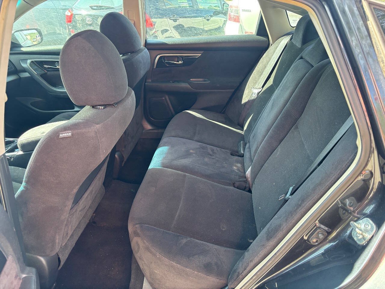 Used 2013 Nissan Altima 2.5 SV FWD image 14