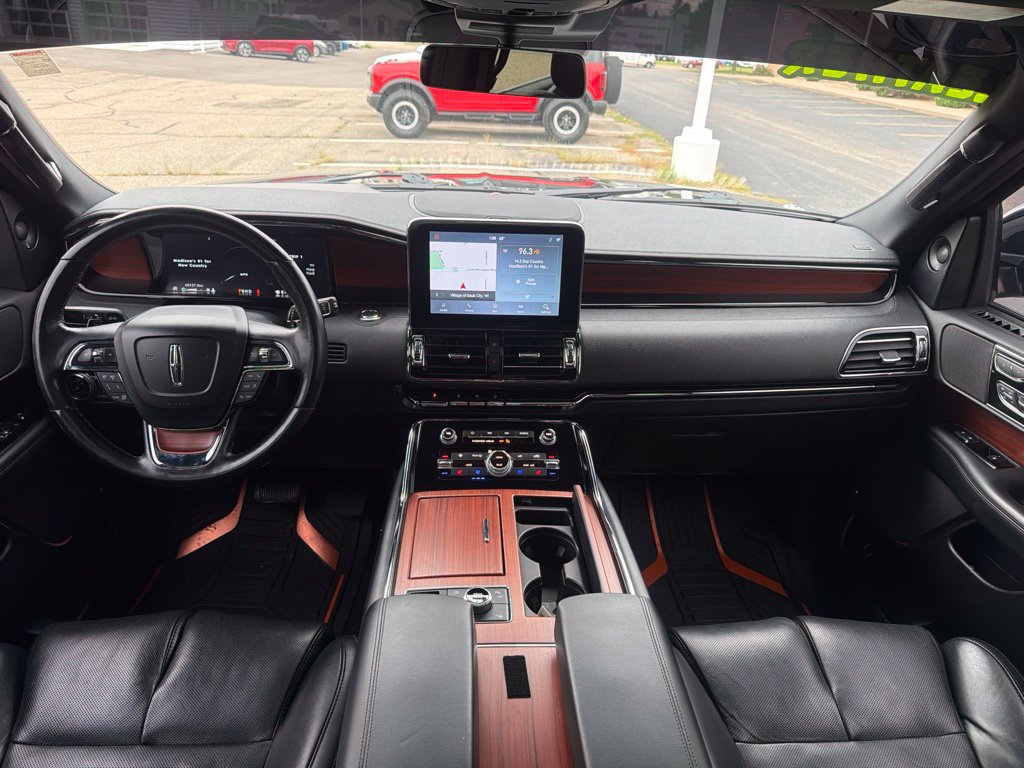 Used 2021 Lincoln Navigator Reserve AWD/4WD image 37