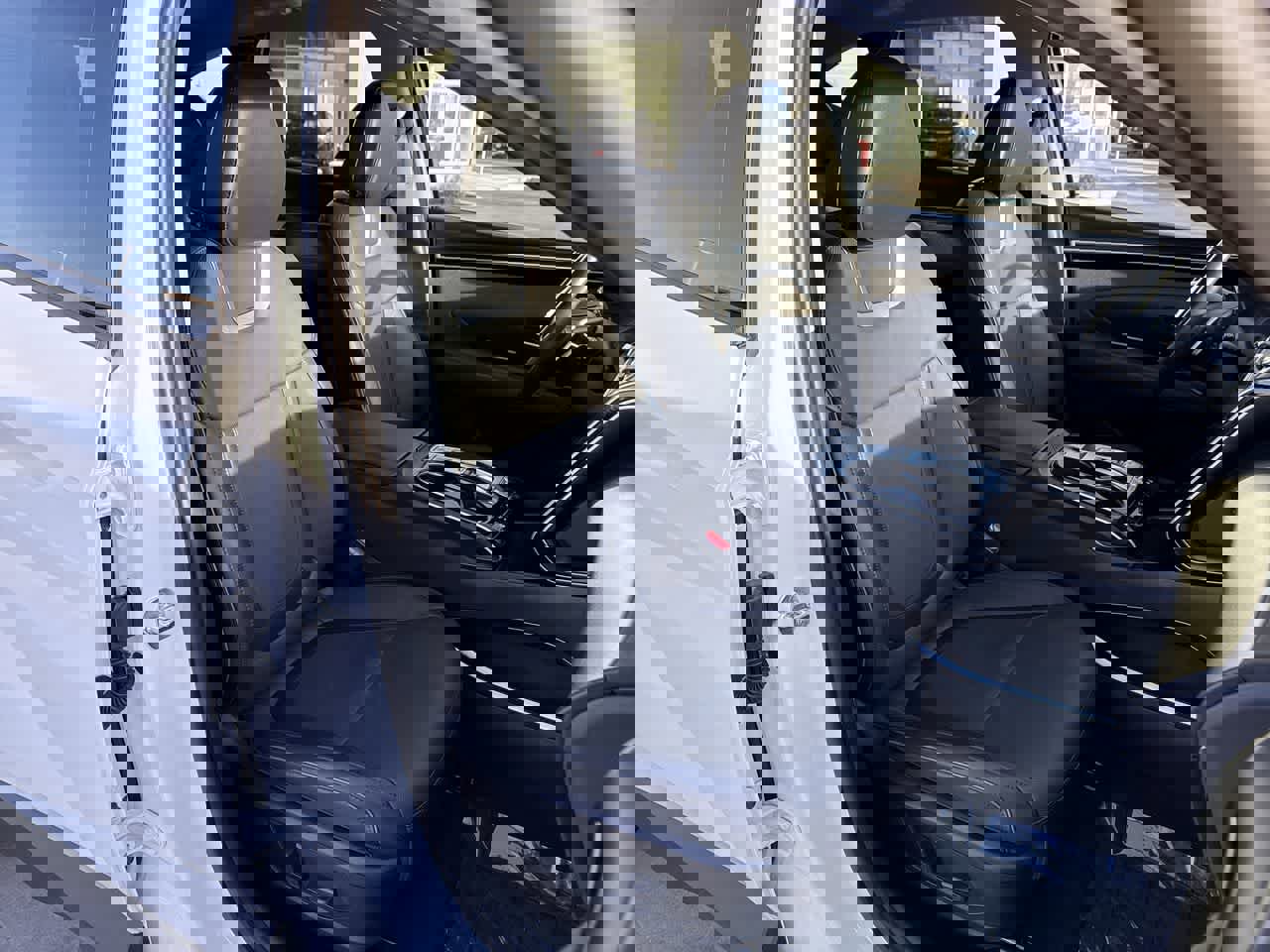 Used 2023 Hyundai Tucson Limited w/ Cargo Package image 14