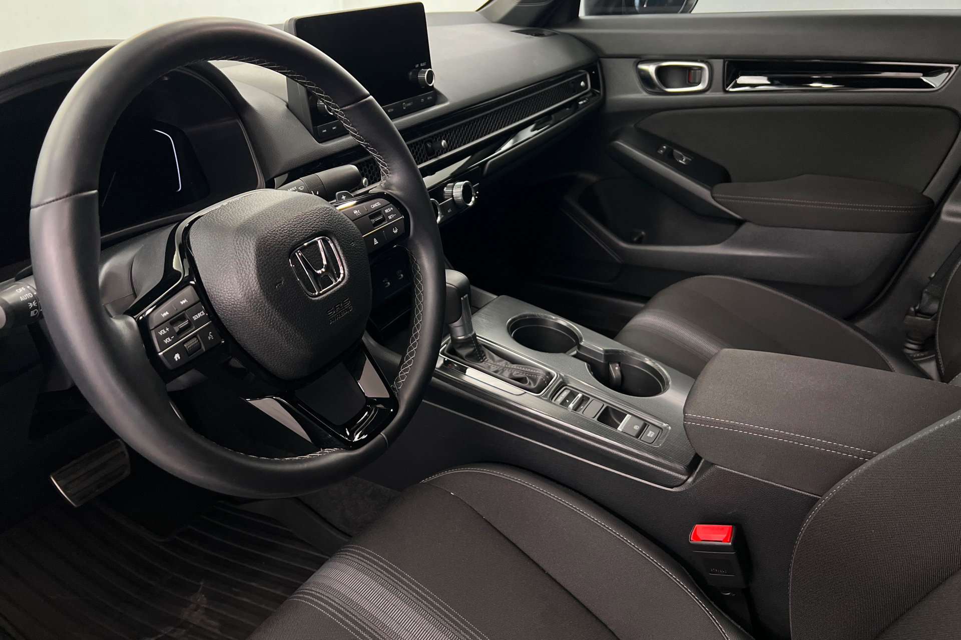 Used 2026 Honda Civic Sport image 16
