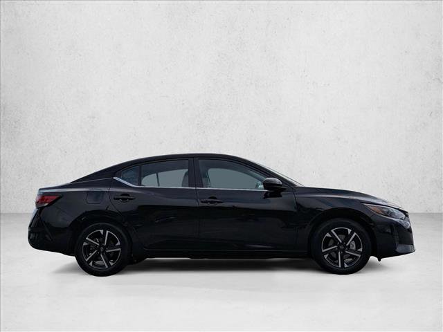 Used 2025 Nissan Sentra SV FWD image 4