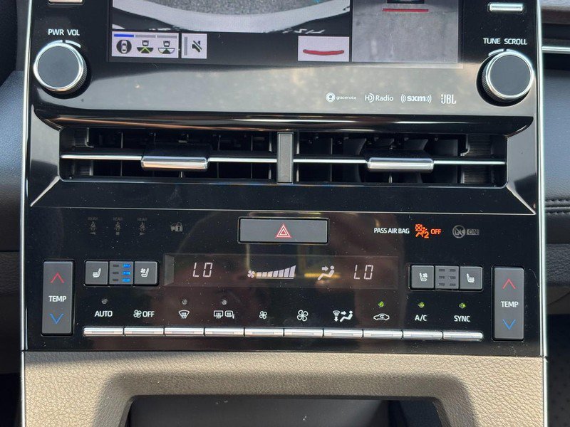 Used 2022 Toyota Avalon Limited w/ Advanced Safety Package FWD image 23