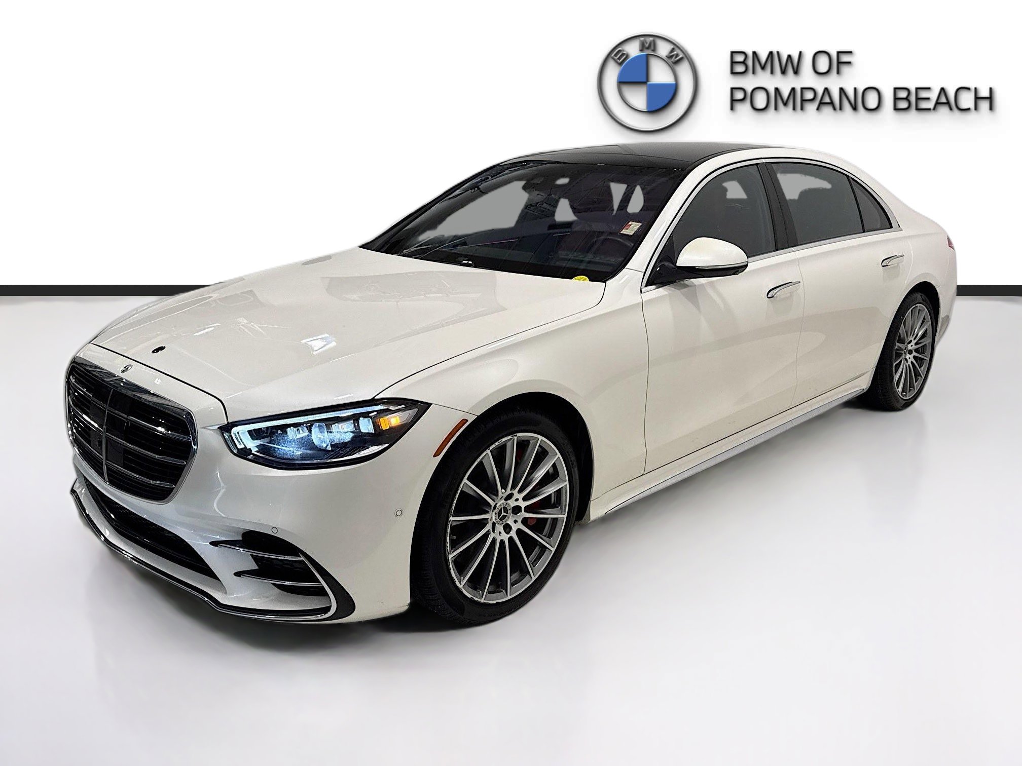 Used 2022 Mercedes-Benz S 580 4MATIC Sedan image 3