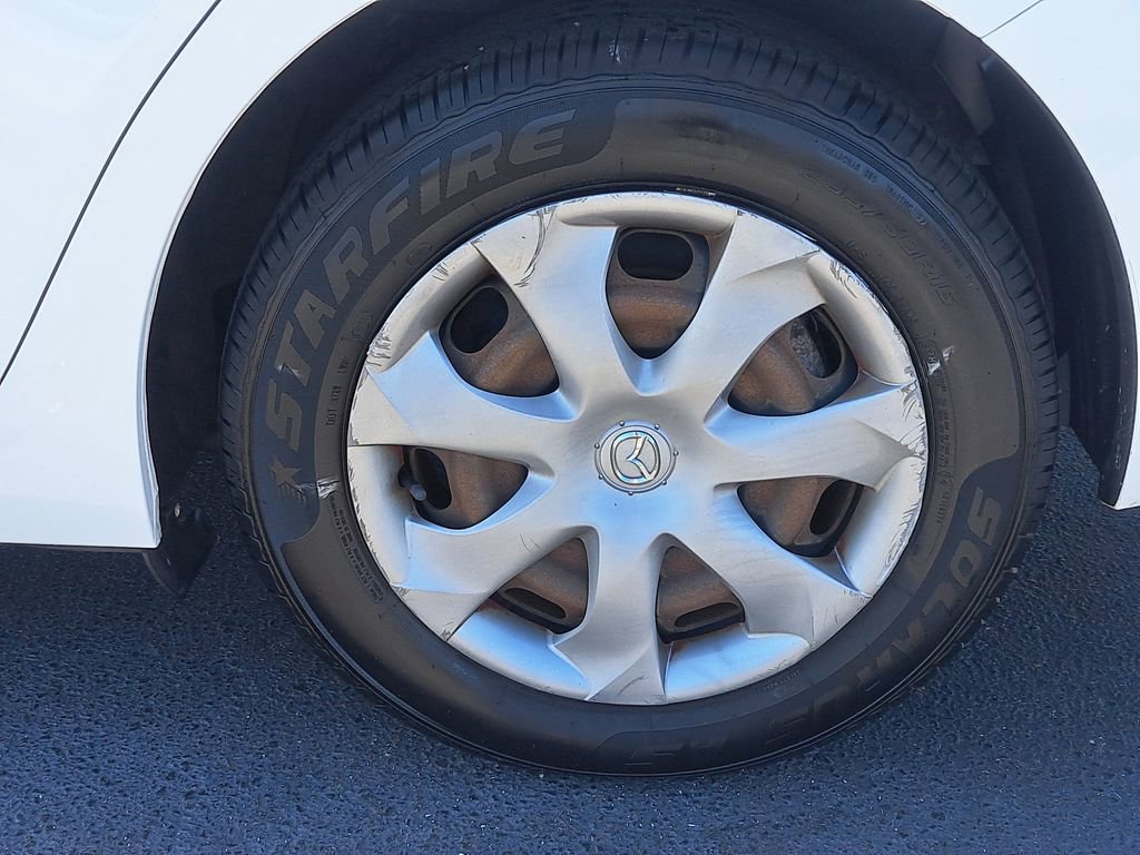 Used 2014 MAZDA MAZDA3 i SV image 5