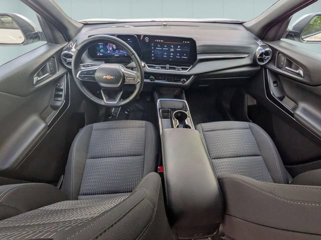 Used 2025 Chevrolet Equinox LT FWD image 22