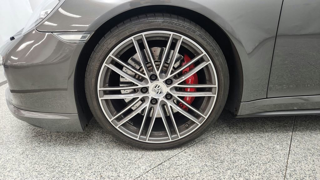 Used 2014 Porsche 911 Turbo AWD/4WD image 14