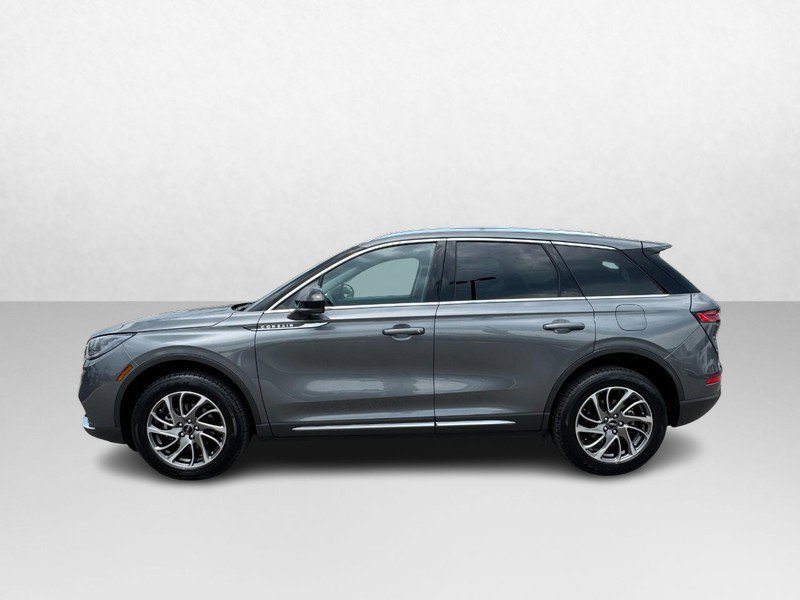 Used 2022 Lincoln Corsair Standard AWD w/ Equipment Group 101A image 8