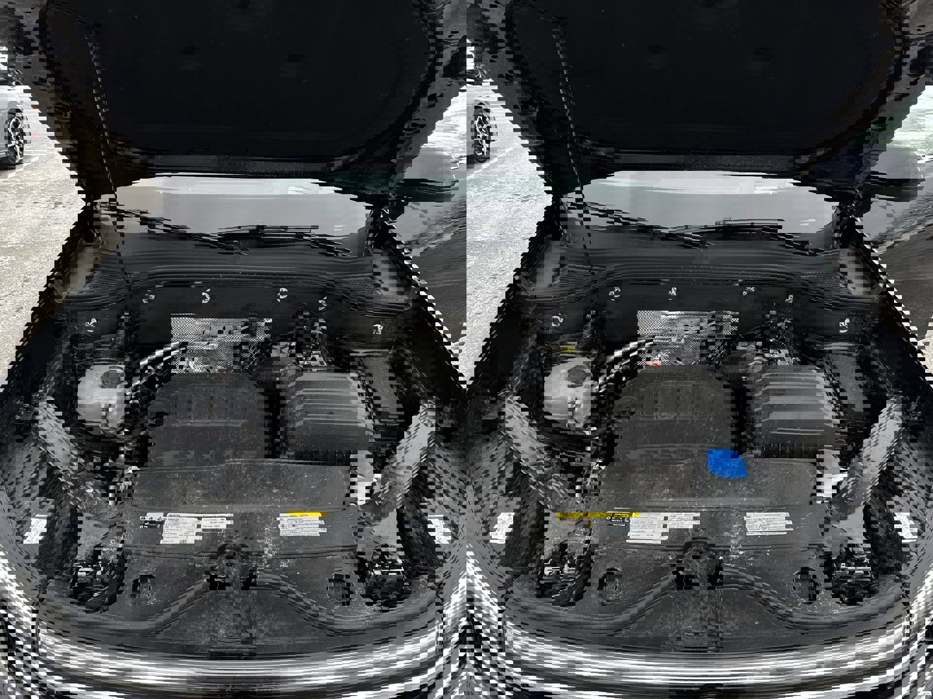 Certified 2025 Volkswagen Atlas SEL image 31