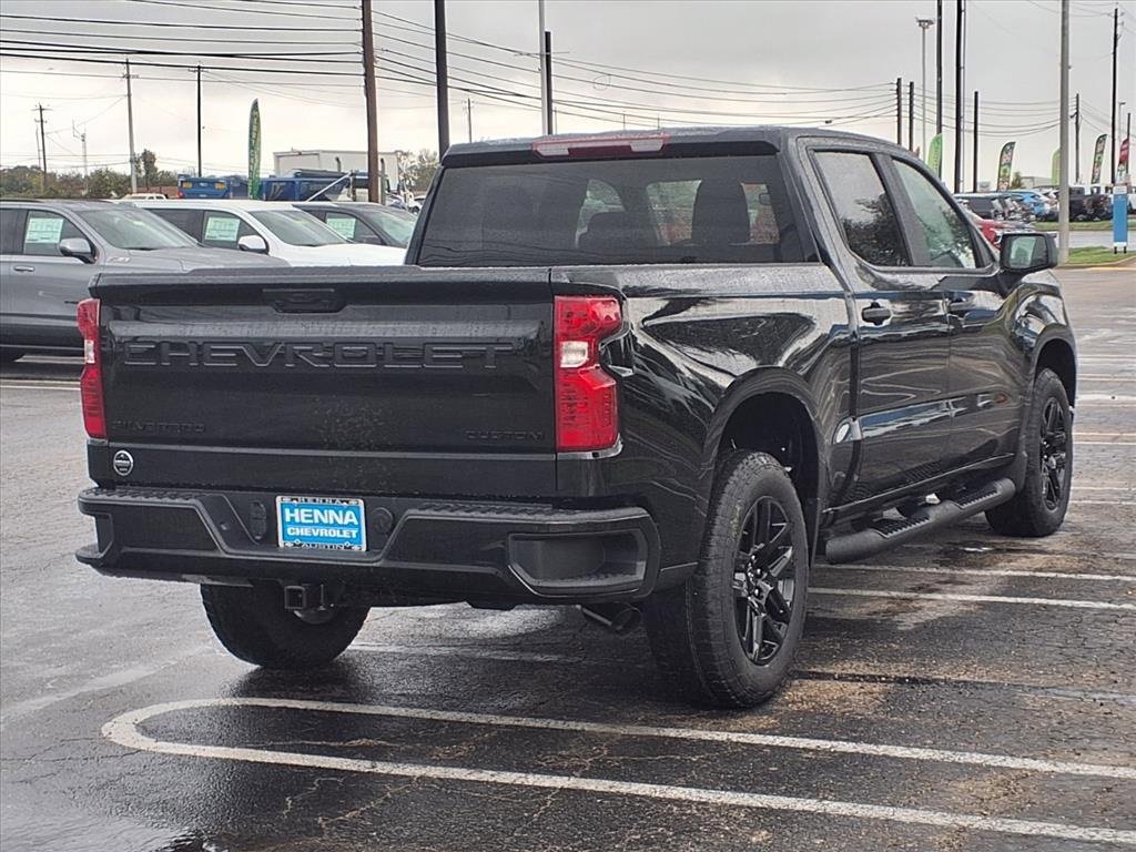 New 2026 Chevrolet Silverado 1500 Custom w/ Turbomax Blackout Package image 4