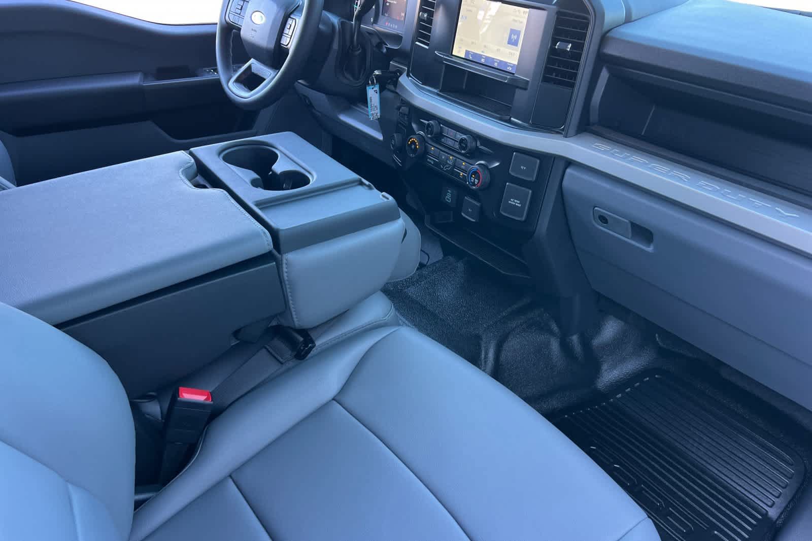 New 2026 Ford F350 XL w/ XL Chrome Package RWD image 16