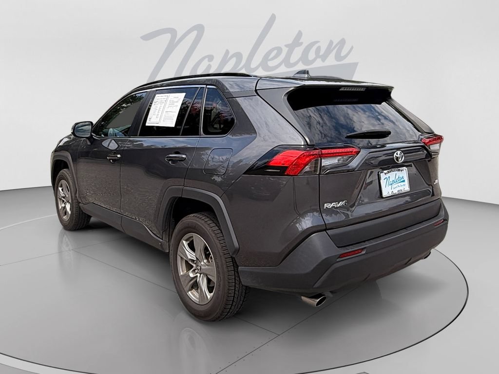 Used 2024 Toyota RAV4 XLE FWD image 3