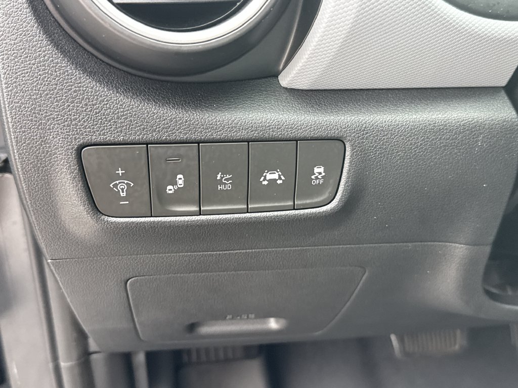 Used 2020 Hyundai Kona Ultimate FWD image 20