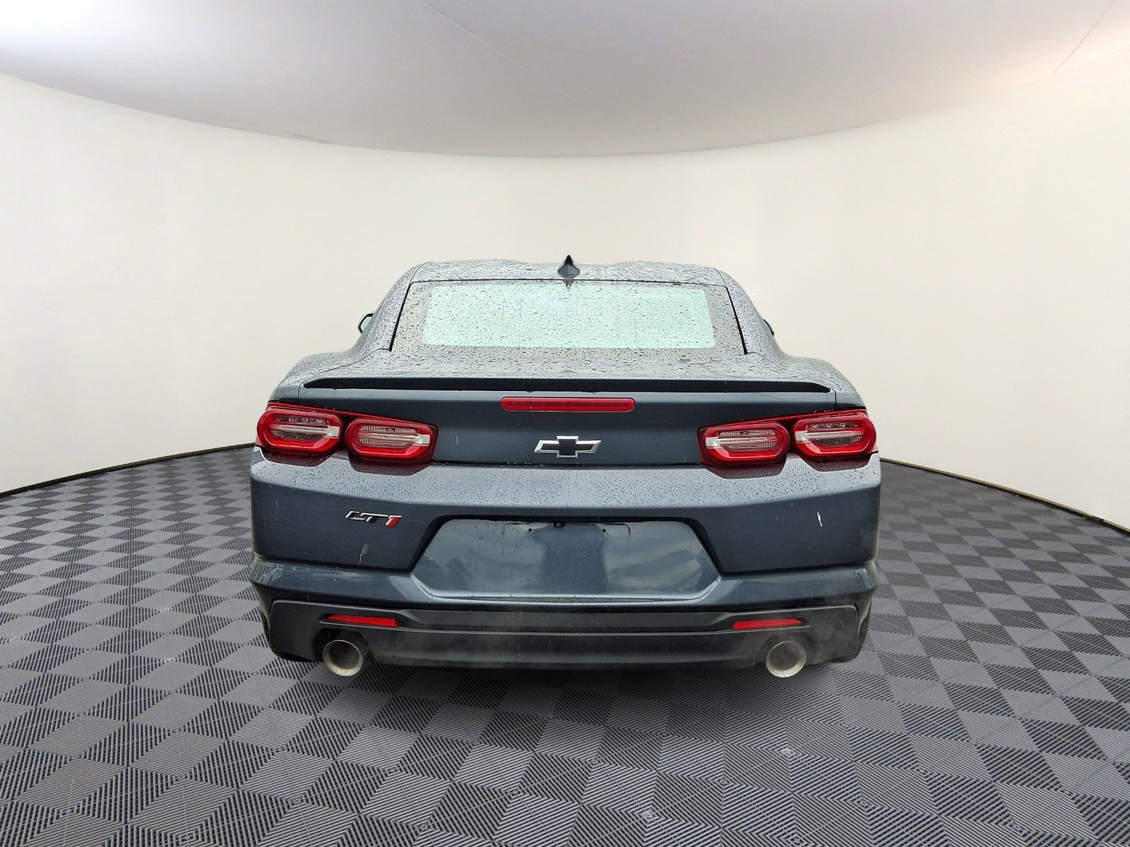 Used 2020 Chevrolet Camaro LT w/ Technology Package RWD image 6