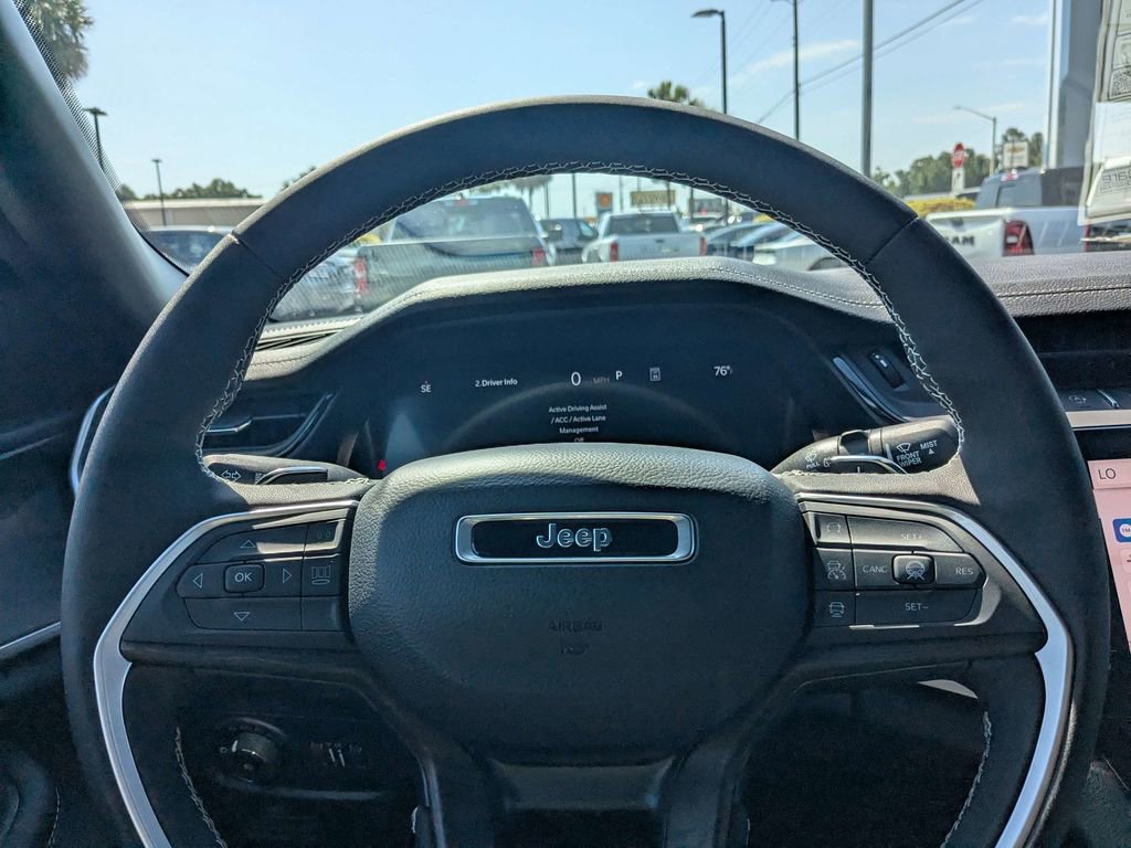 New 2026 Jeep Grand Cherokee Limited AWD/4WD image 24