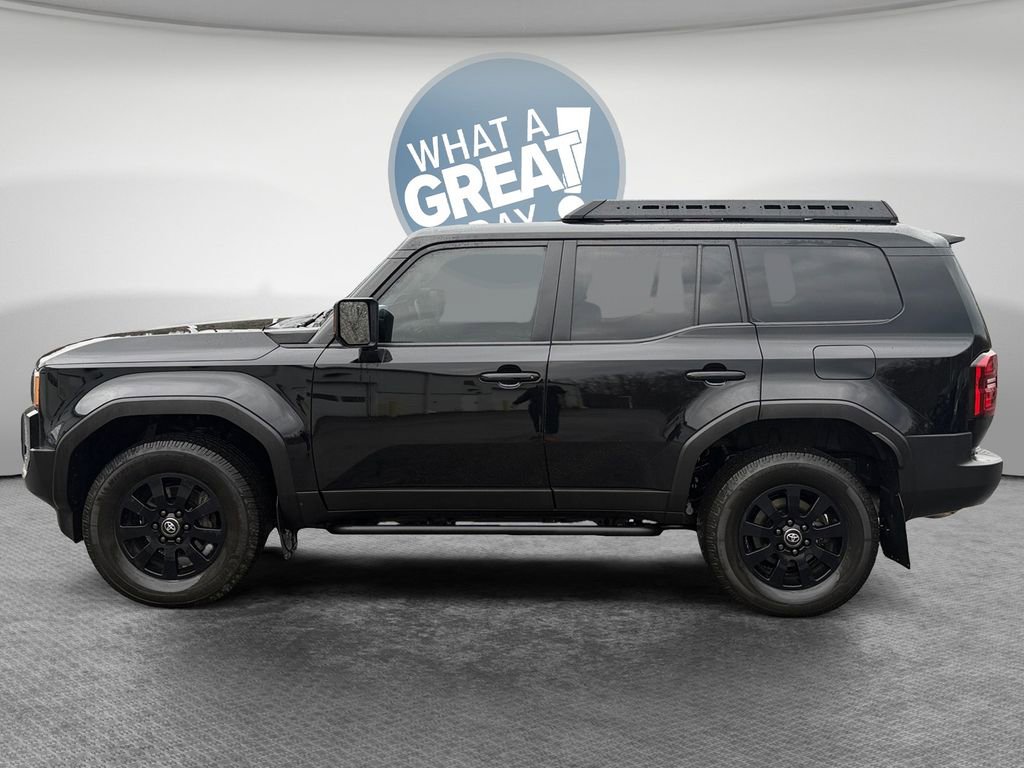 Used 2024 Toyota Land Cruiser image 7
