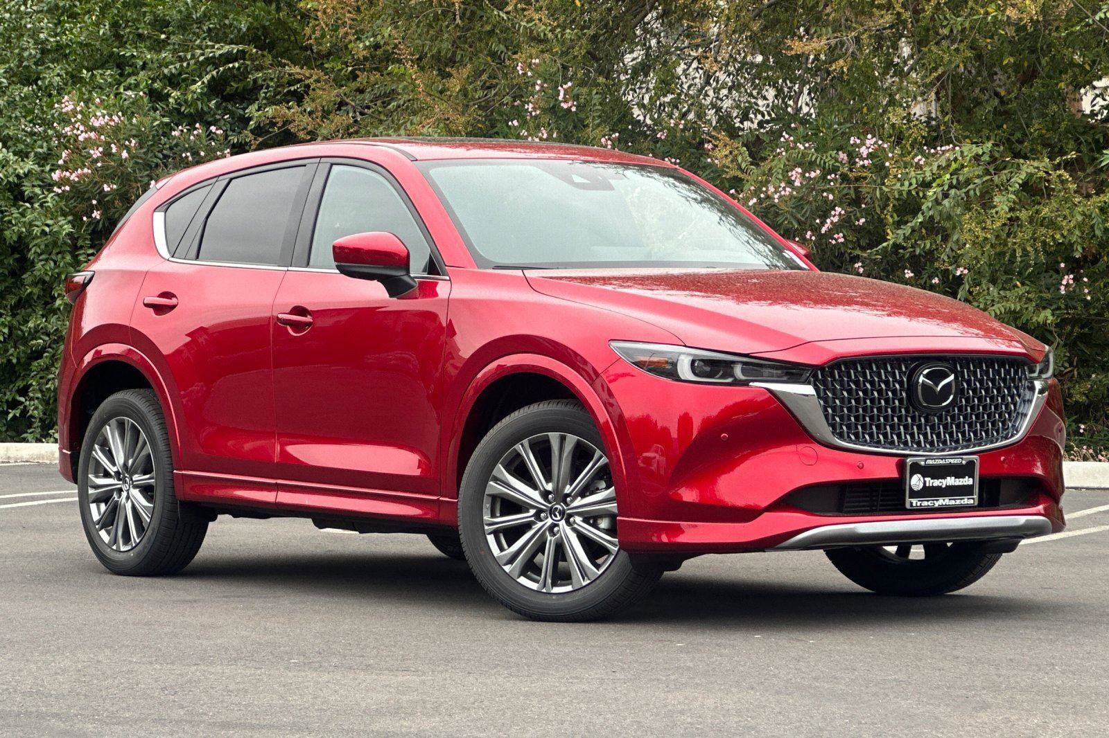 New 2025 MAZDA CX-5 Signature image 2