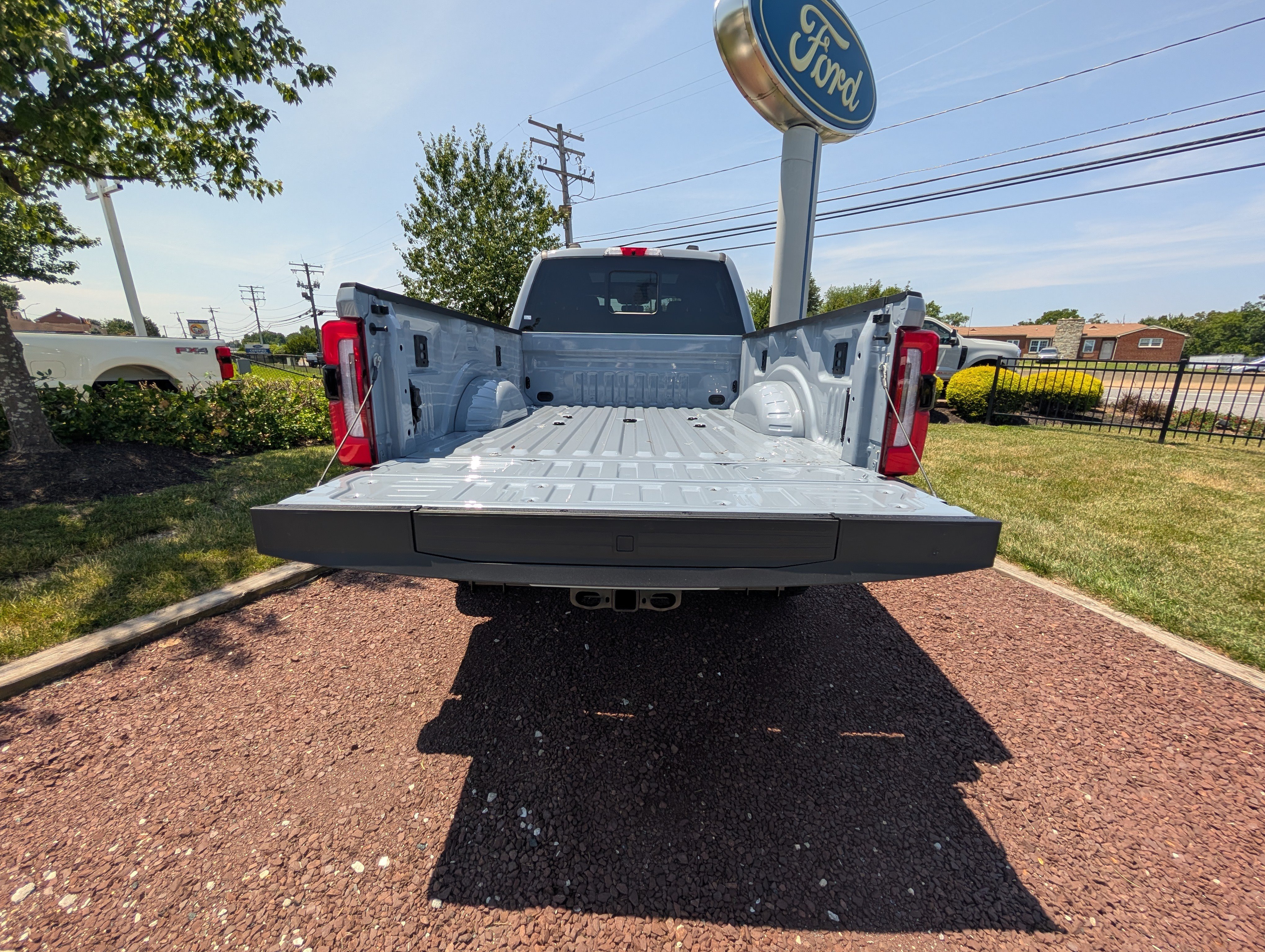 New 2026 Ford F250 Platinum w/ Tremor Off-Road Package AWD/4WD image 8