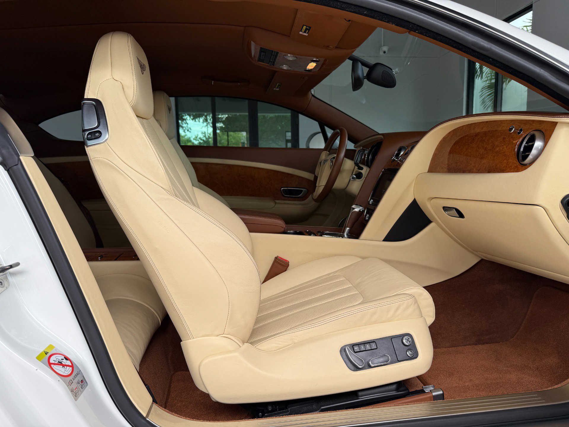 Used 2012 Bentley Continental GT AWD/4WD image 23