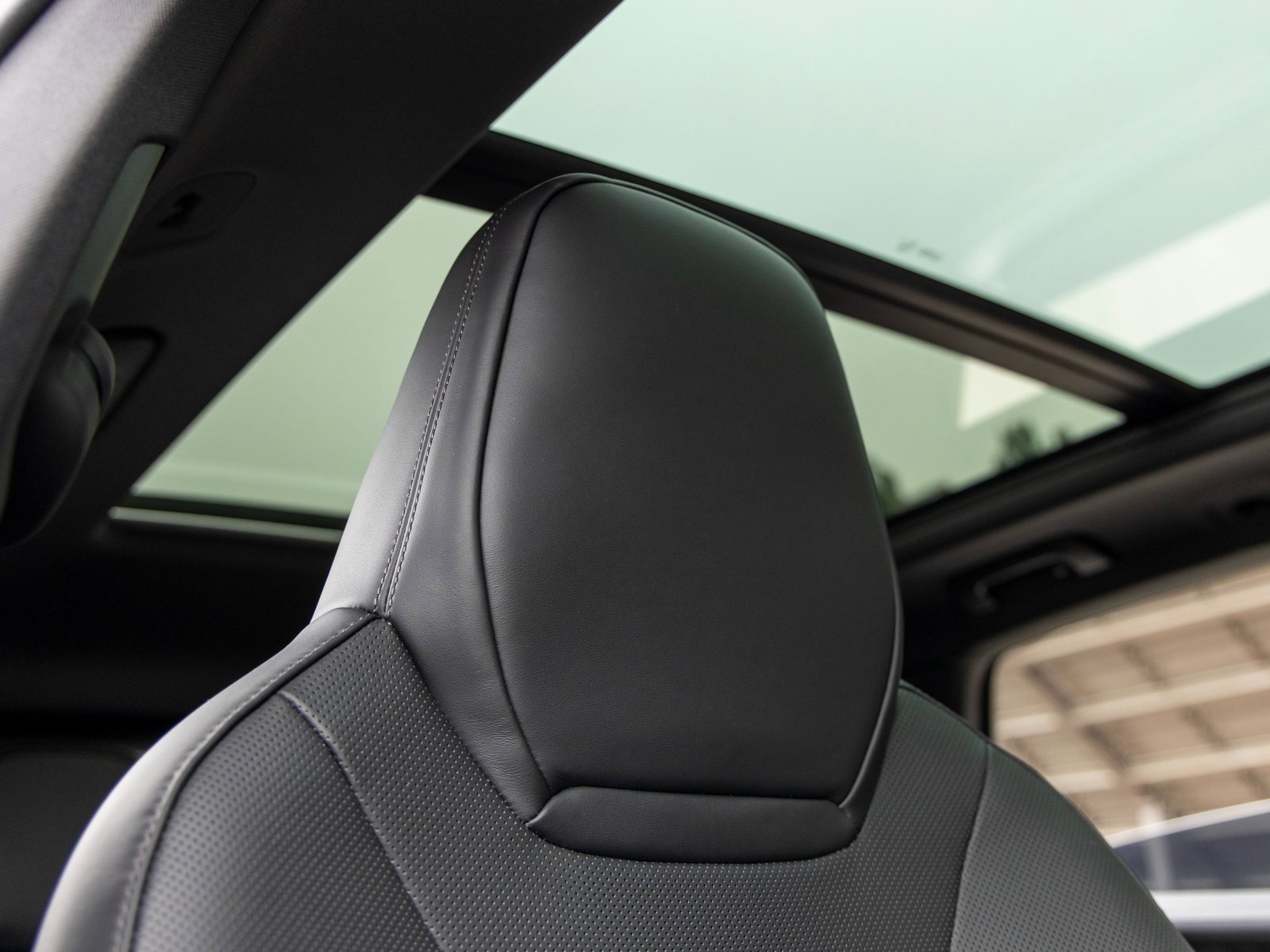 New 2025 Porsche Cayenne S image 58