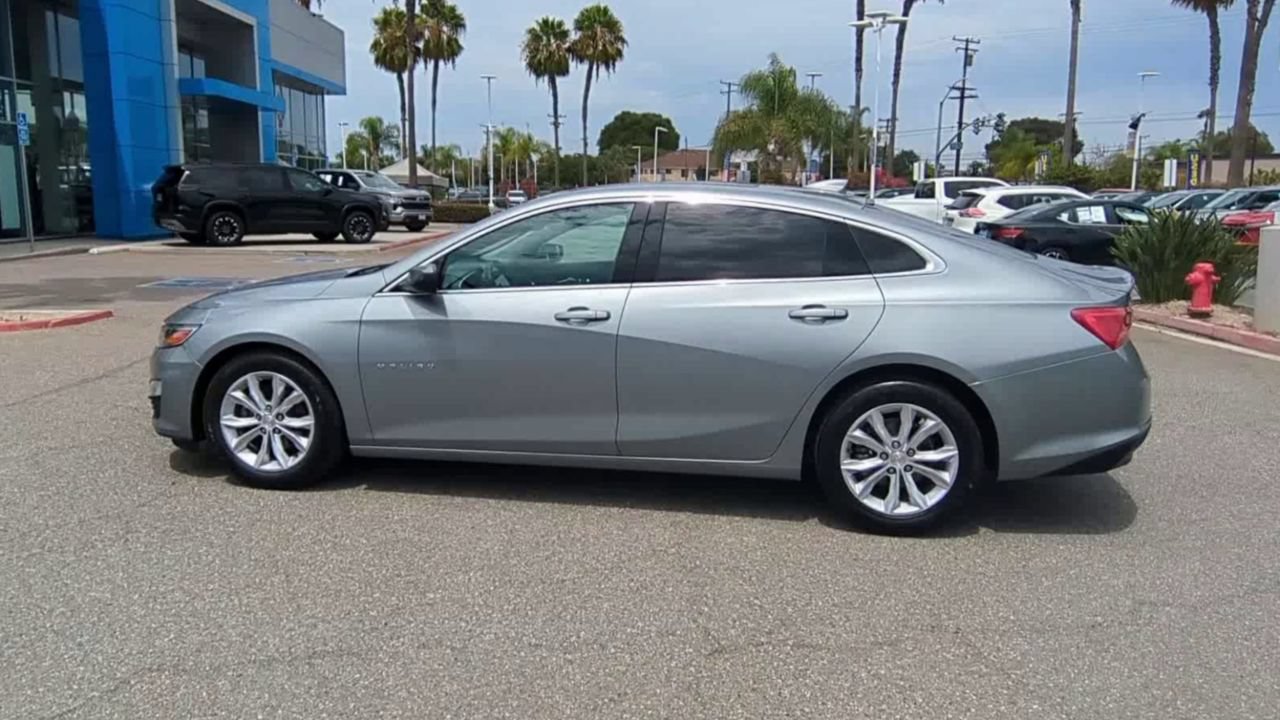 Used 2023 Chevrolet Malibu LT FWD image 5