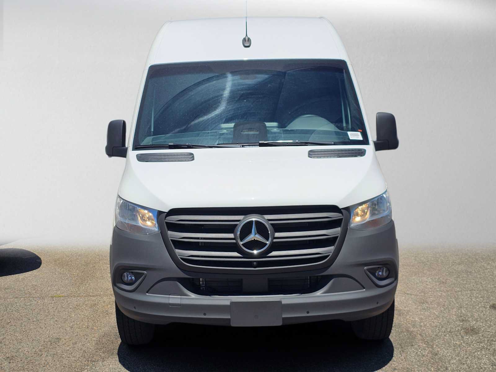 New 2026 Mercedes-Benz Sprinter 2500 image 8