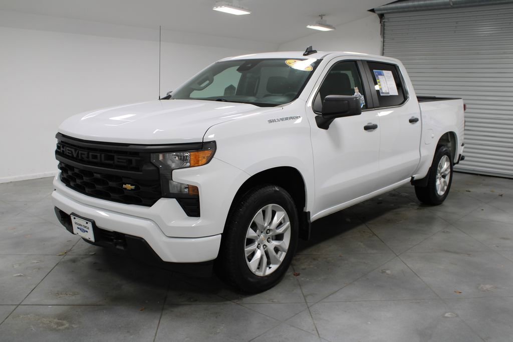 Used 2024 Chevrolet Silverado 1500 Custom image 4