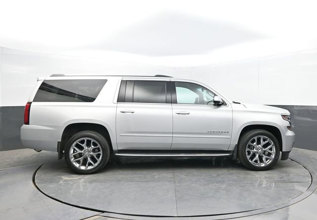 Used 2019 Chevrolet Suburban Premier AWD/4WD image 6