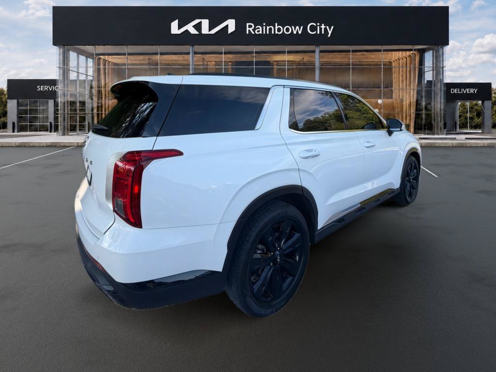 Used 2024 Hyundai Palisade XRT FWD image 3